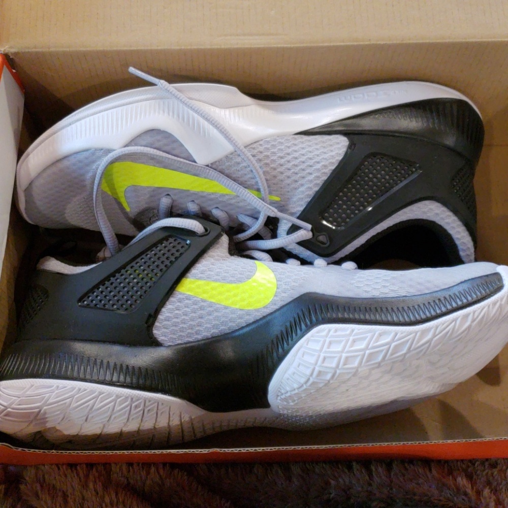 Nike Airzoom Hyperace Volleyball Shoes